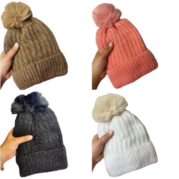 Beanies/ Gorro Invierno Con PonPon 4 Colores